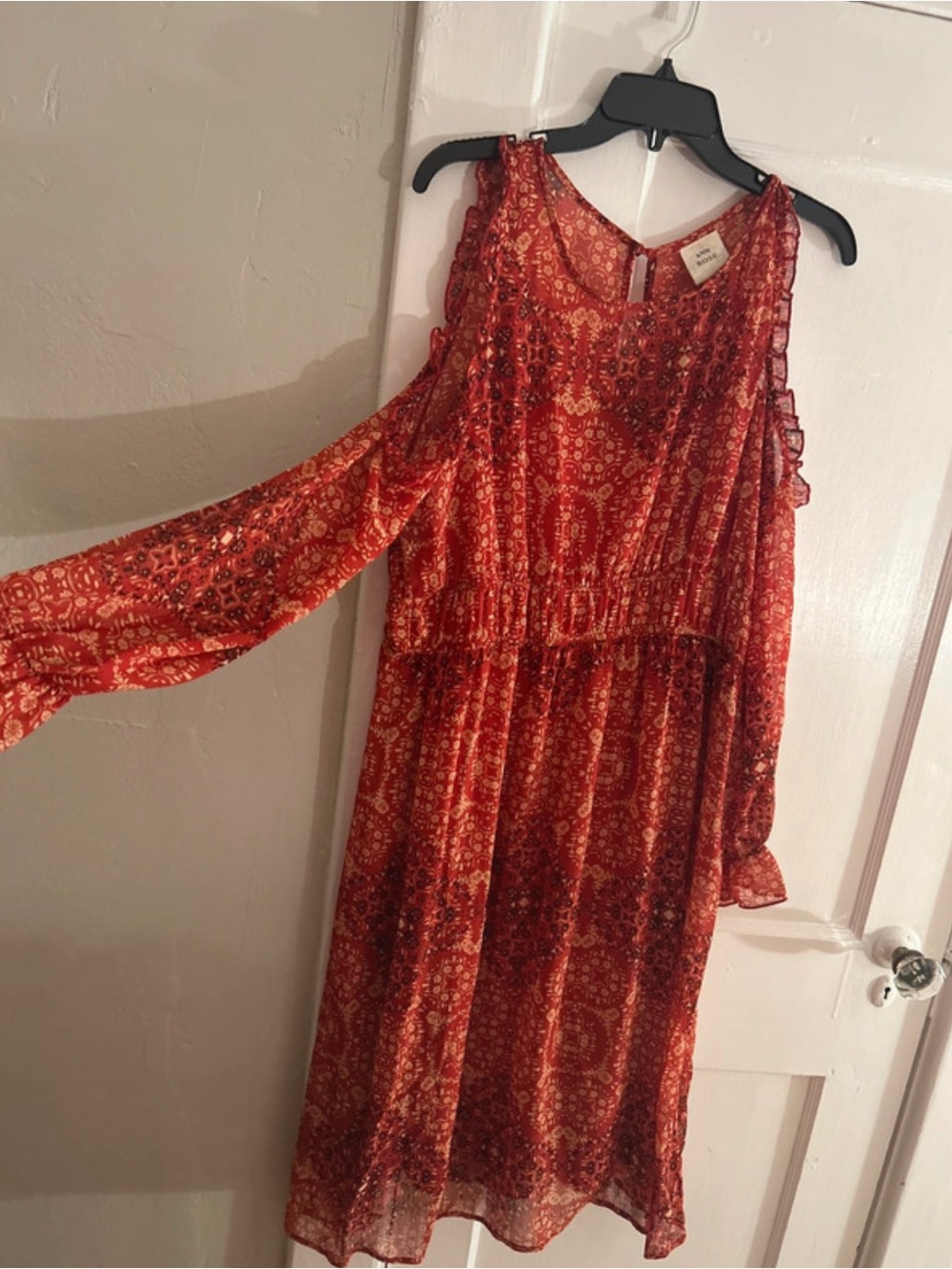 Knox Rose Red Patterned Cold-Shoulder Midi Dress